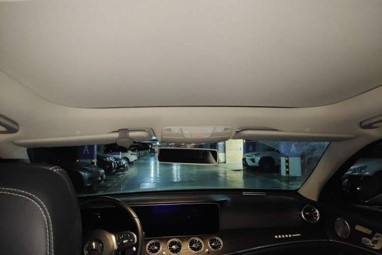 Used Mercedes-Benz E-Class 2020 E 300 L Sport Luxury Edition Headliner