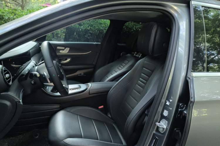 Used Mercedes-Benz E-Class 2020 E 300 L Sport Luxury Edition Left Front Seat