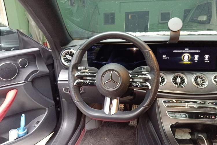 Used Mercedes-Benz E-Class 2020 E 260 Coupe Steering Wheel