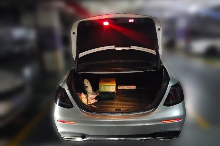 Used Mercedes-Benz E-Class 2020 E 300 L Sport Luxury Edition Trunk