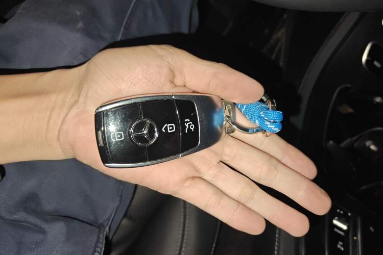 Used Mercedes-Benz E-Class 2020 Restyled E 300 L Sport Exclusive Edition Vehicle Key