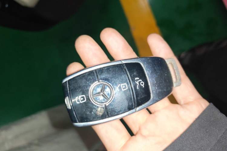 Used Mercedes-Benz E-Class 2020 E 260 Coupe Vehicle Key