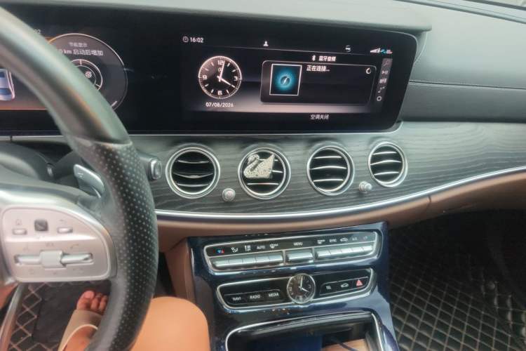 Used Mercedes-Benz E-Class 2020 E 300 L Sport Luxury Edition Audio And AC Panel