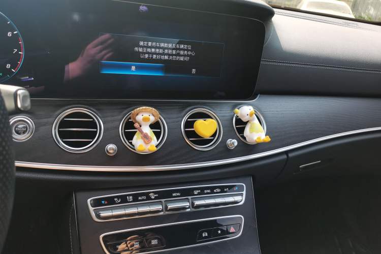 Used Mercedes-Benz E-Class 2020 Facelift E 260 Sport Edition Audio And AC Panel