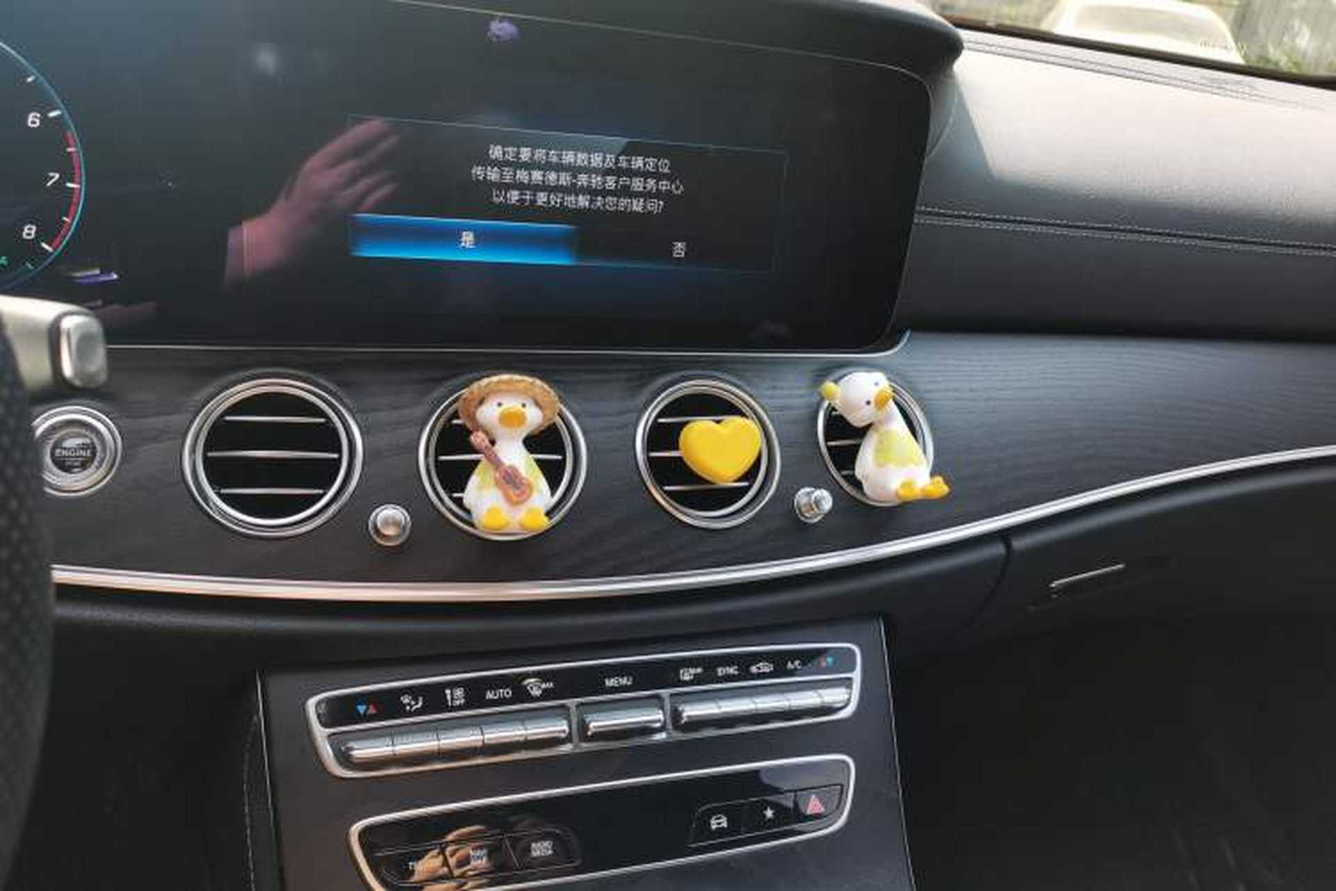 Used Mercedes-Benz E-Class 2020 Facelift E 260 Sport Edition Audio And AC Panel