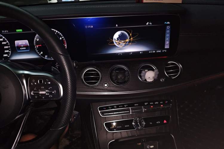 Used Mercedes-Benz E-Class 2020 Facelift E 260 L Sport Edition Audio And AC Panel