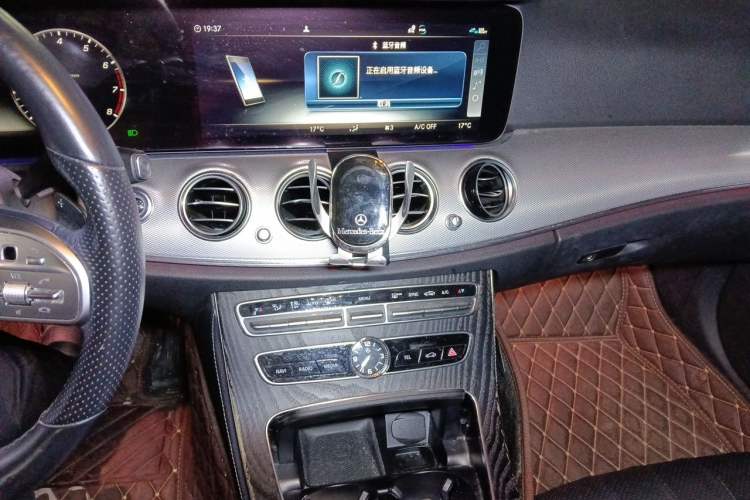 Used Mercedes-Benz E-Class 2020 Facelift E 260 Sport Edition Audio And AC Panel