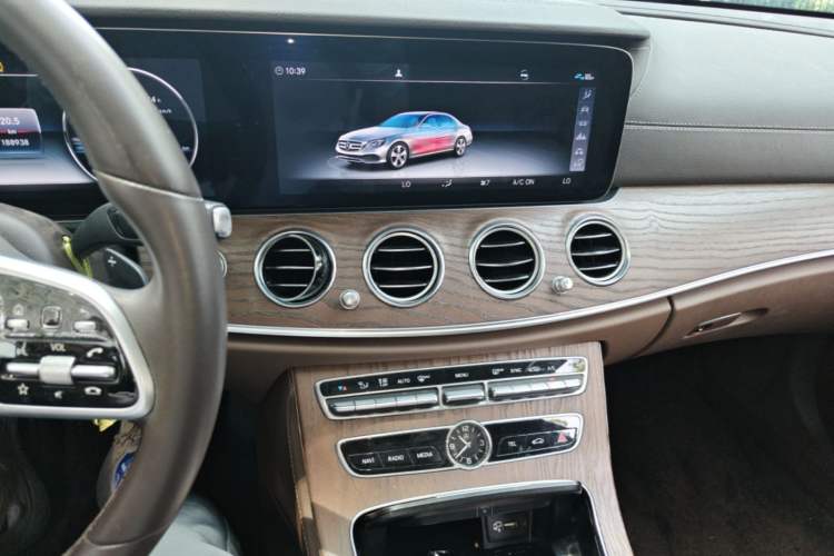 Used Mercedes-Benz E-Class 2020 Restyled E 300 L Exclusive Edition Audio And AC Panel