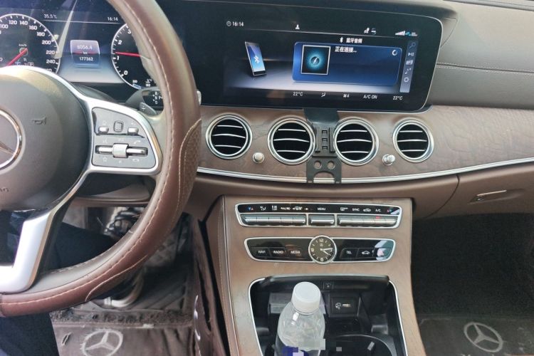 Used Mercedes-Benz E-Class 2020 Facelift E 300 L Stylish Edition Audio And AC Panel