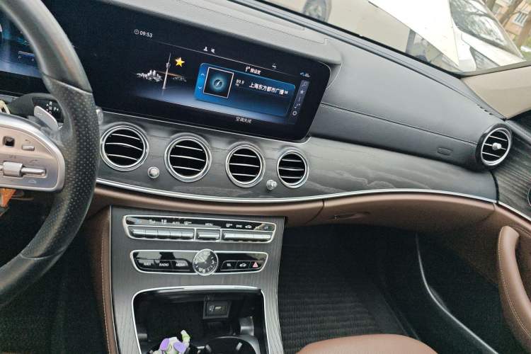 Used Mercedes-Benz E-Class 2020 Restyled E 300 L Sporty and Stylish Edition Audio And AC Panel