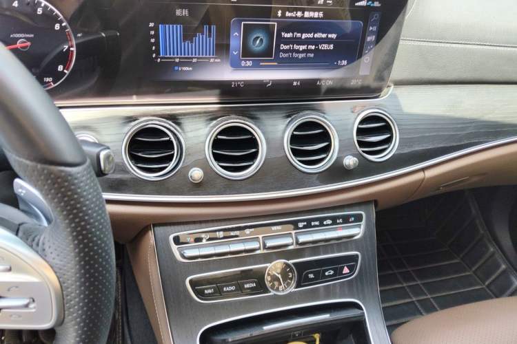Used Mercedes-Benz E-Class 2020 E 300 L Sport Luxury Edition Audio And AC Panel