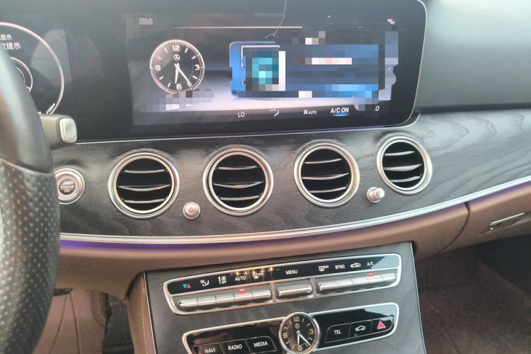 Used Mercedes-Benz E-Class 2020 Facelift E 260 Sport Edition Audio And AC Panel