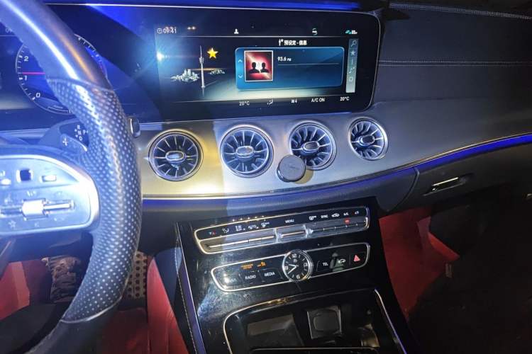 Used Mercedes-Benz E-Class 2020 E 260 Coupe Audio And AC Panel
