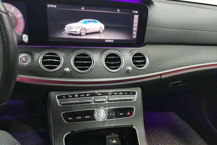 Used Mercedes-Benz E-Class 2020 Restyled E 300 L Sporty and Stylish Edition Audio And AC Panel