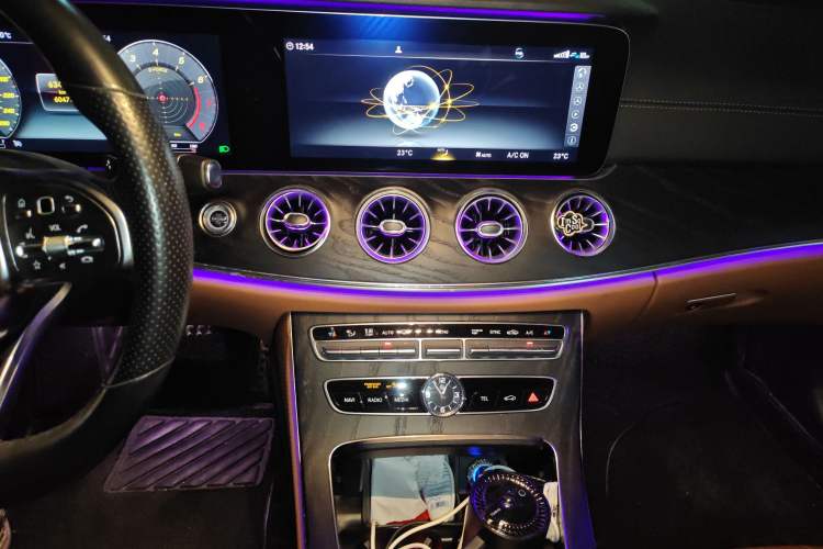 Used Mercedes-Benz E-Class 2020 E 260 Coupe Audio And AC Panel