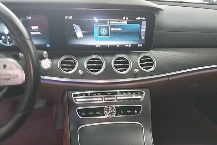 Used Mercedes-Benz E-Class 2020 Restyled E 300 L Sport Exclusive Edition Audio And AC Panel