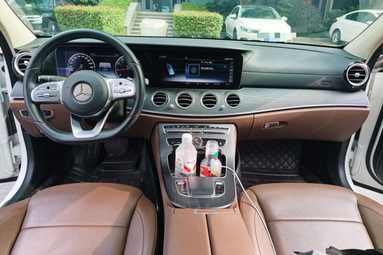 Used Mercedes-Benz E-Class 2020 Restyled E 300 L Sporty and Stylish Edition Center Console