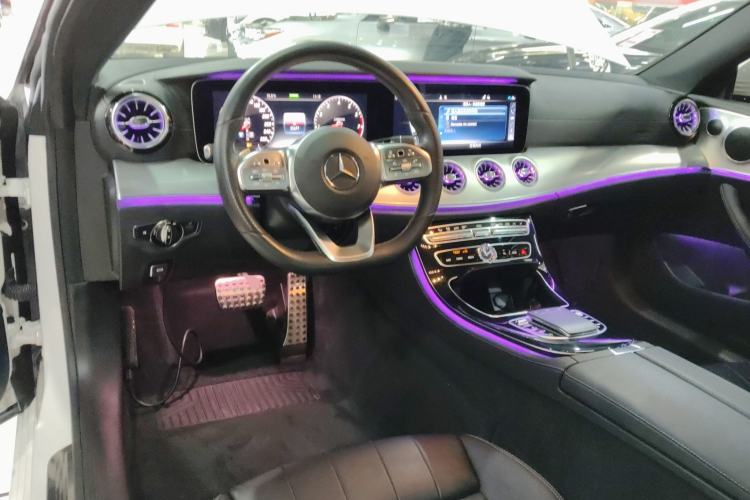 Used Mercedes-Benz E-Class 2020 E 260 Coupe Center Console