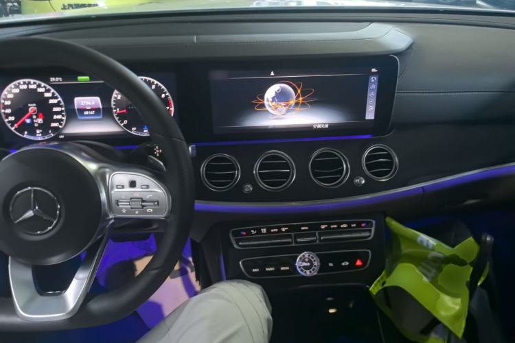 Used Mercedes-Benz E-Class 2020 Facelift E 260 L Sport Edition Center Console