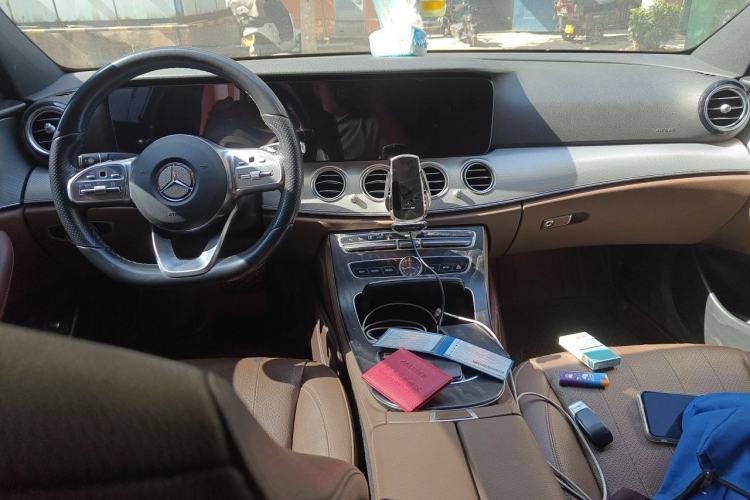 Used Mercedes-Benz E-Class 2020 Facelift E 260 Sport Edition Center Console