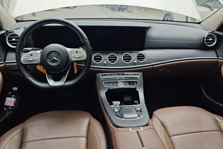 Used Mercedes-Benz E-Class 2020 Restyled E 300 L Sporty and Stylish Edition Center Console