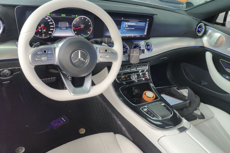 Used Mercedes-Benz E-Class 2020 E 260 Coupe Center Console