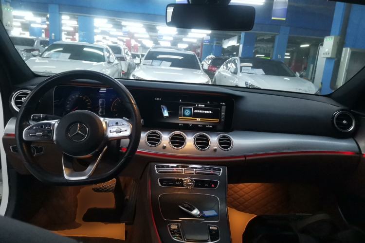 Used Mercedes-Benz E-Class 2020 E 260 Sport Edition Center Console