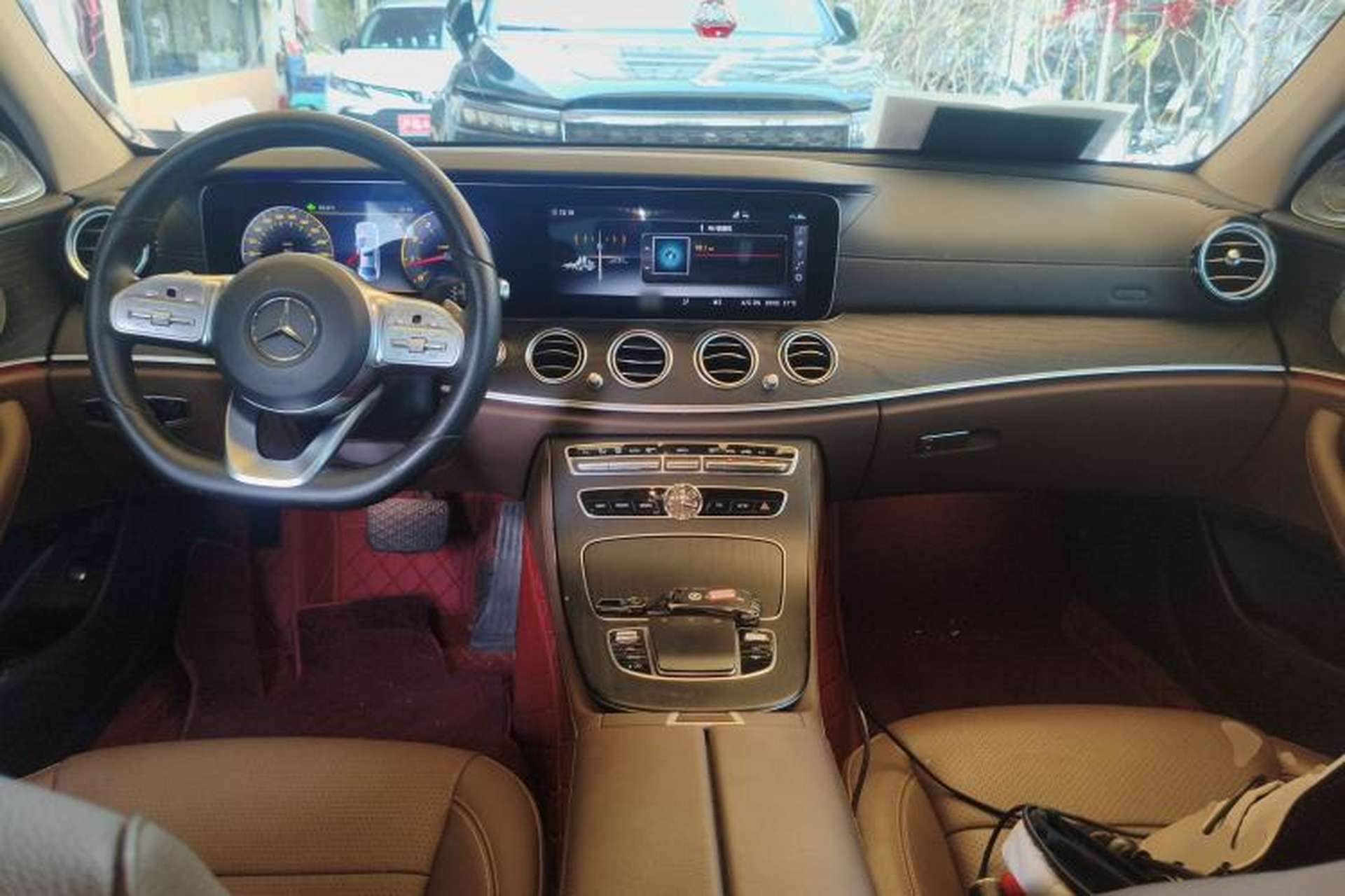 Used Mercedes-Benz E-Class 2020 Restyled E 300 L Sport Exclusive Edition Center Console