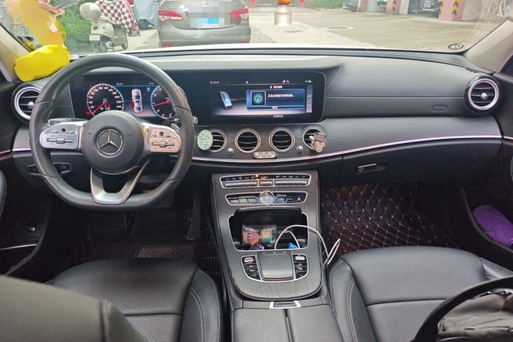 Used Mercedes-Benz E-Class 2020 Restyled E 300 L Sport Exclusive Edition Center Console