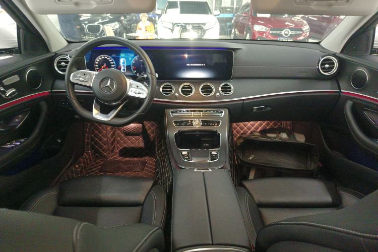 Used Mercedes-Benz E-Class 2020 Facelift E 260 L Sport Edition Center Console