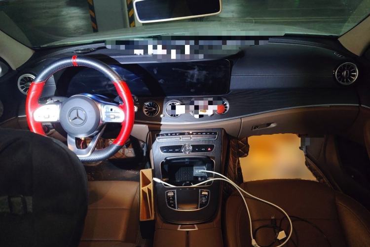 Used Mercedes-Benz E-Class 2020 Restyled E 300 L Sport Exclusive Edition Center Console