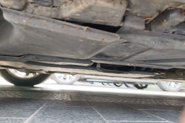 Used Mercedes-Benz E-Class 2020 Restyled E 300 L Sporty and Stylish Edition Chassis Front Left