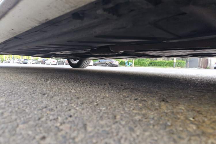 Used Mercedes-Benz E-Class 2020 E 300 L Sport Luxury Edition Chassis Front Right