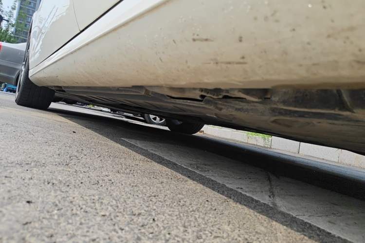 Used Mercedes-Benz E-Class 2020 E 260 Sport Edition Chassis Rear Left