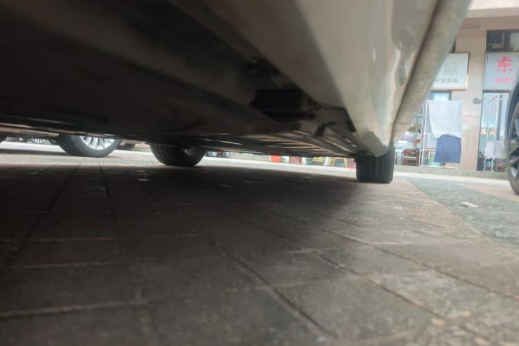Used Mercedes-Benz E-Class 2020 E 300 L Sport Luxury Edition Chassis Rear Right