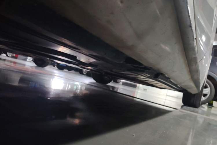 Used Mercedes-Benz E-Class 2020 E 300 L Sport Luxury Edition Chassis Rear Right