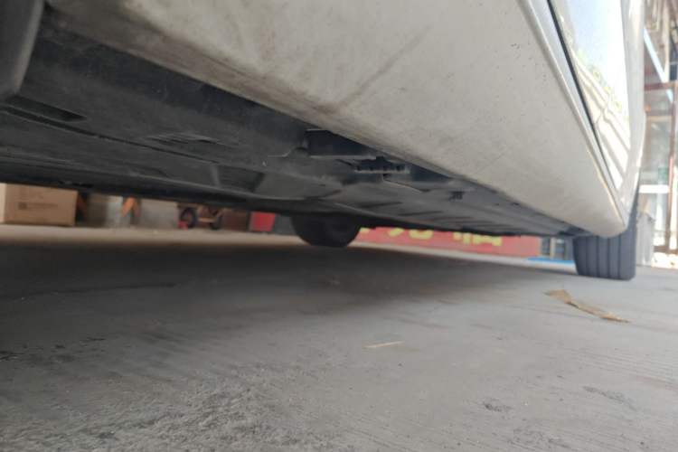 Used Mercedes-Benz E-Class 2020 E 260 Sport Edition Chassis Rear Right