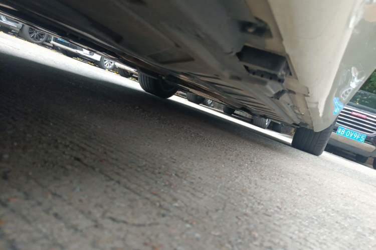 Used Mercedes-Benz E-Class 2020 E 300 L Luxury Model Chassis Rear Right