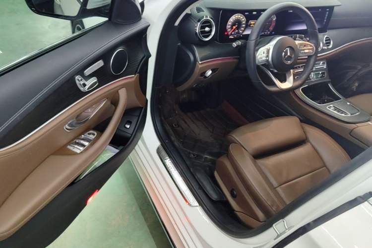 Used Mercedes-Benz E-Class 2020 Facelift E 260 L Sport Edition Driver Seat