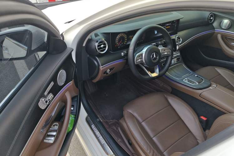 Used Mercedes-Benz E-Class 2020 E 300 L Sport Luxury Edition Driver Seat