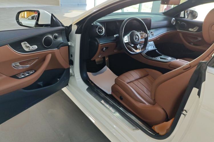 Used Mercedes-Benz E-Class 2020 E 260 4MATIC Coupe Driver Seat