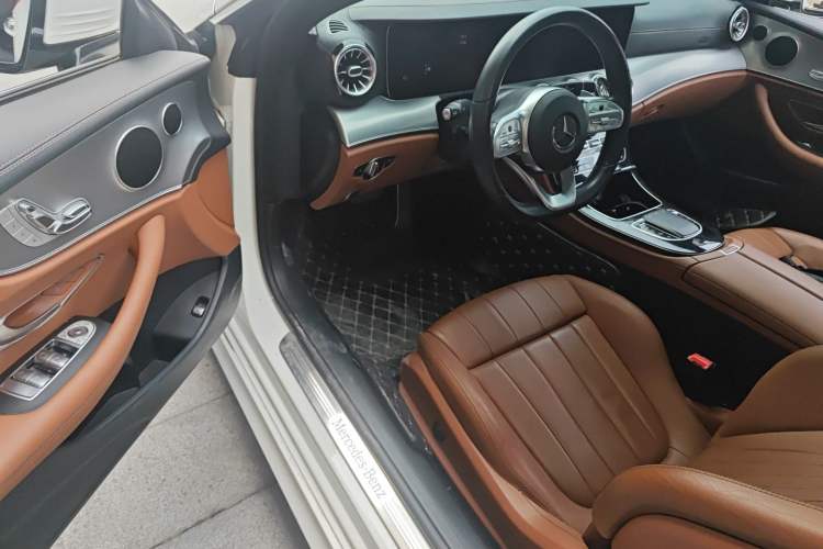 Used Mercedes-Benz E-Class 2020 E 260 4MATIC Coupe Driver Seat