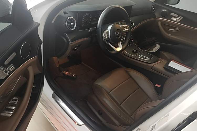 Used Mercedes-Benz E-Class 2020 Restyled E 300 L Sporty and Stylish Edition Driver Seat