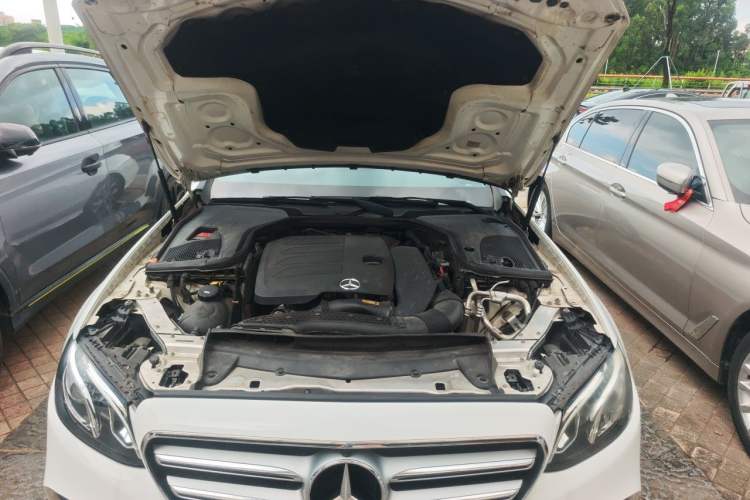 Used Mercedes-Benz E-Class 2020 E 300 L Sport Luxury Edition Engine Bay