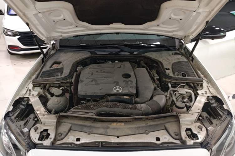 Used Mercedes-Benz E-Class 2020 E 260 Sport Edition Engine Bay