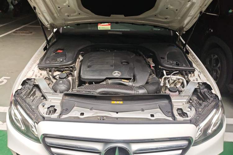 Used Mercedes-Benz E-Class 2020 Facelift E 260 L Sport Edition Engine Bay