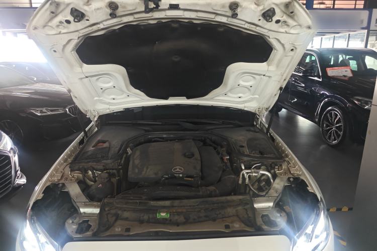 Used Mercedes-Benz E-Class 2020 Restyled E 300 L Sporty and Stylish Edition Engine Bay