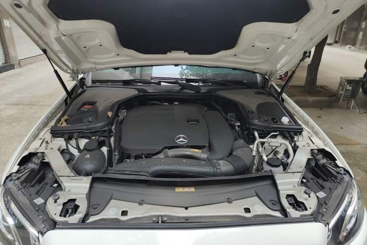 Used Mercedes-Benz E-Class 2020 Facelift E 260 Sport Edition Engine Bay