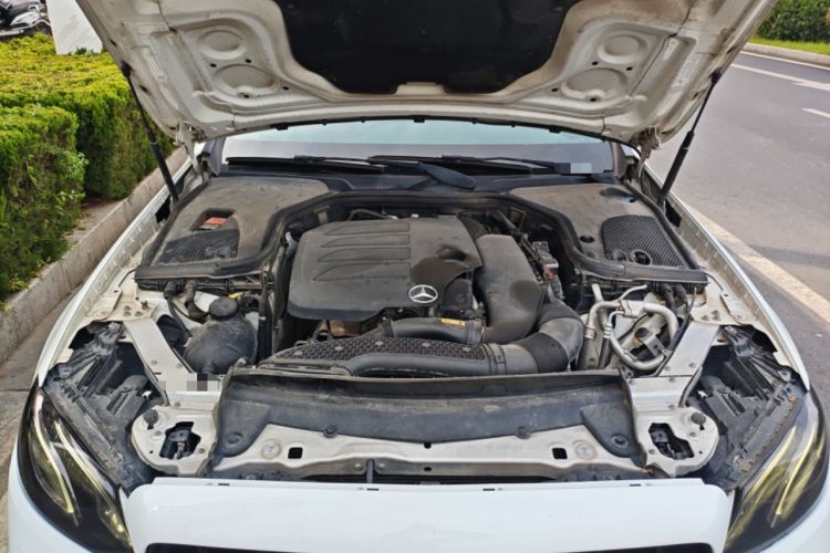 Used Mercedes-Benz E-Class 2020 E 300 L Sport Luxury Edition Engine Bay