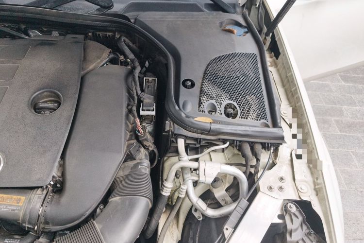 Used Mercedes-Benz E-Class 2020 Restyled E 300 L Sporty and Stylish Edition Engine Bay Left